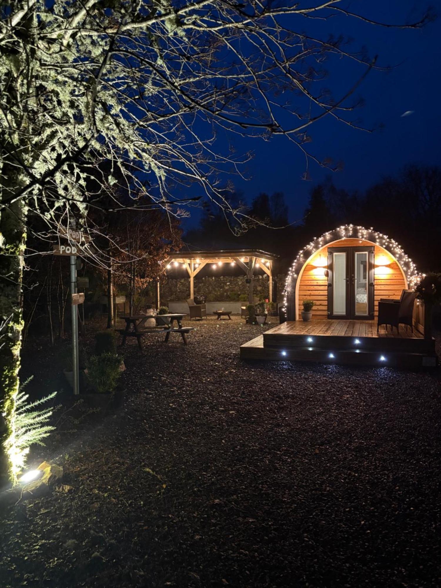 Appartement Loch Ness Pods à Fort Augustus Extérieur photo